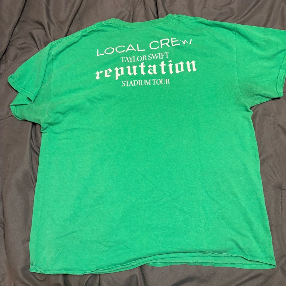 Taylor Swift crew tshirt - Reputation Tour